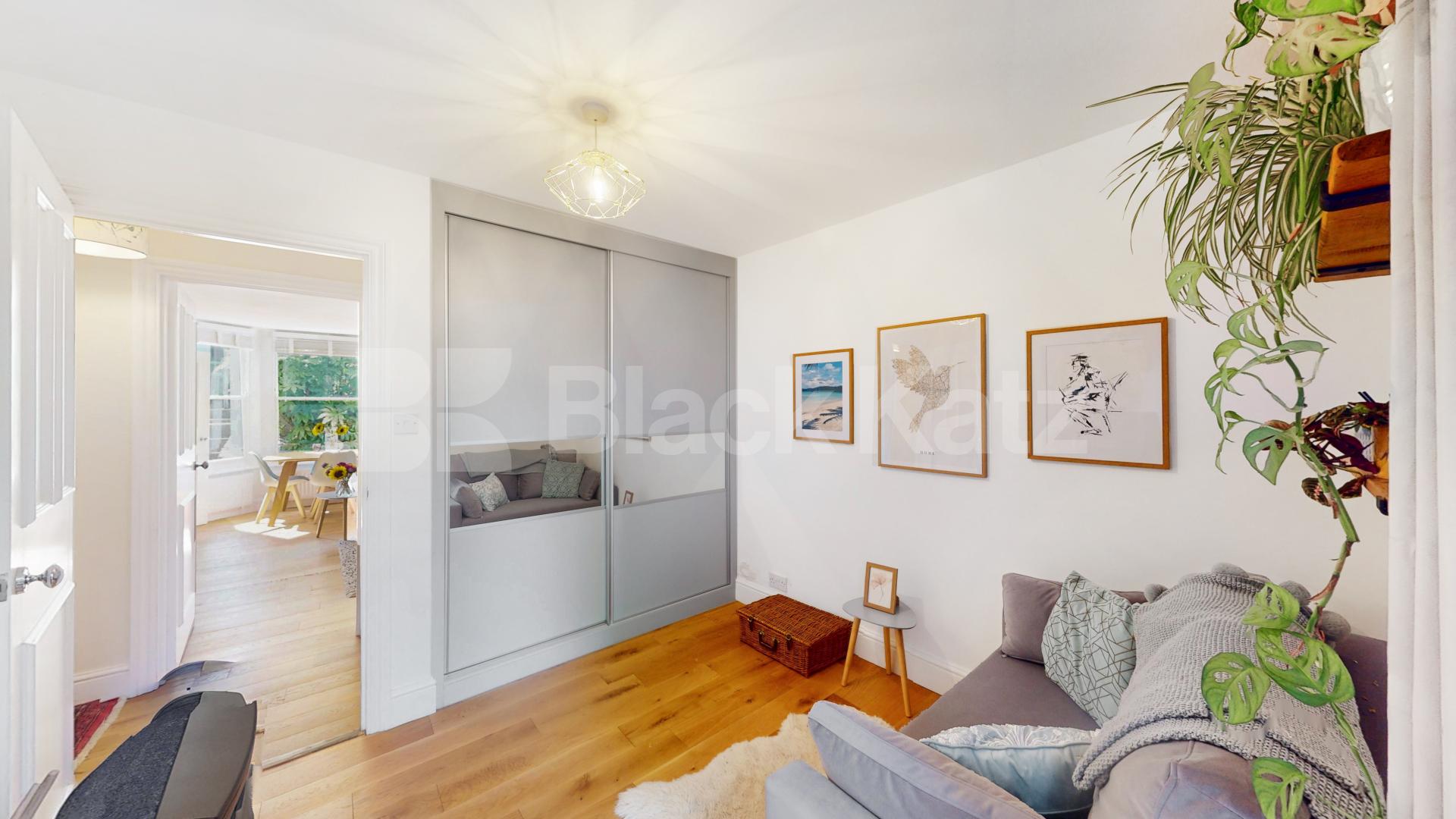 Bright Two-Bedroom Garden Flat in Tufnell Park Tufnell Park Road, Tufnell Park 